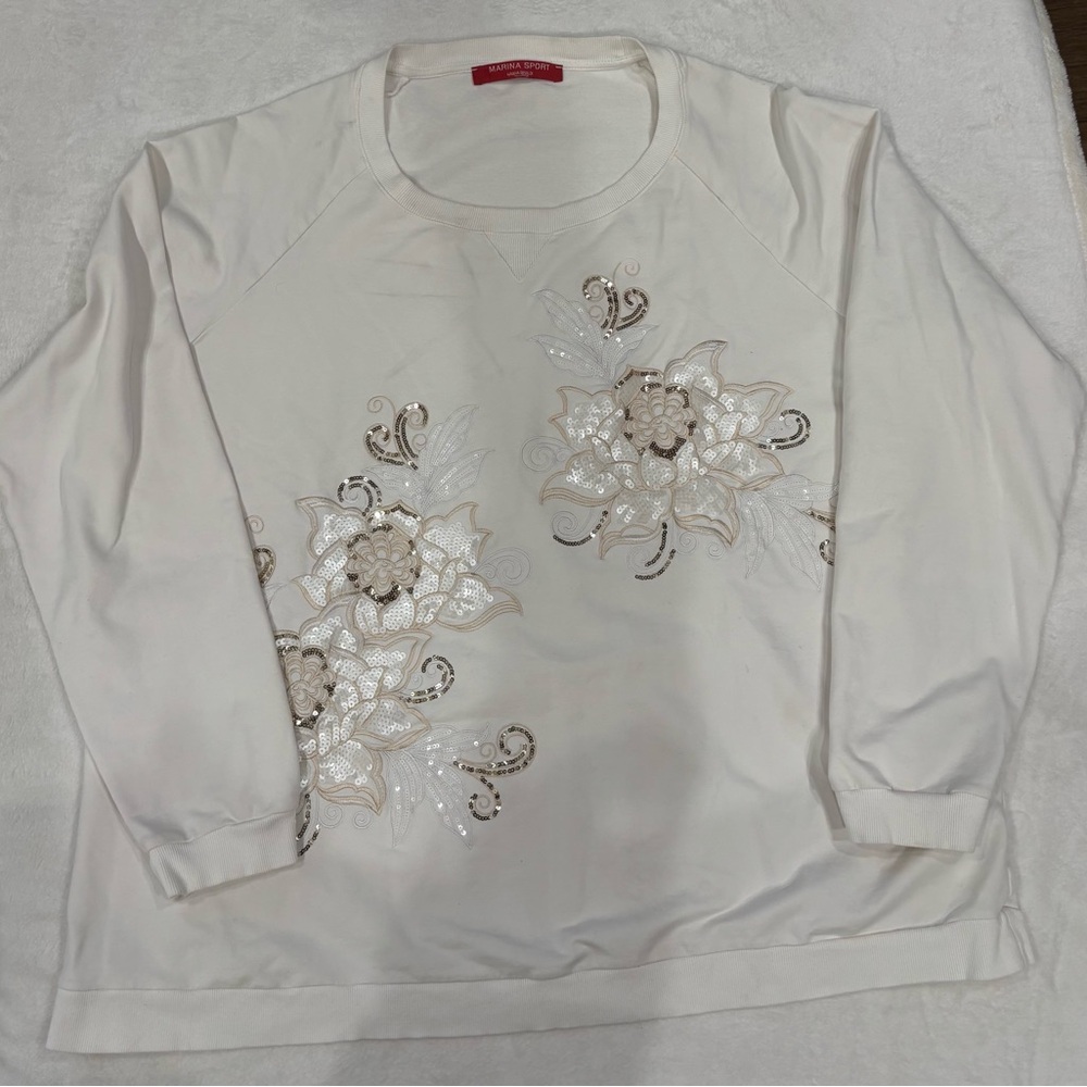 Elegant Cream Floral Embroidered Women's Sweatshirt